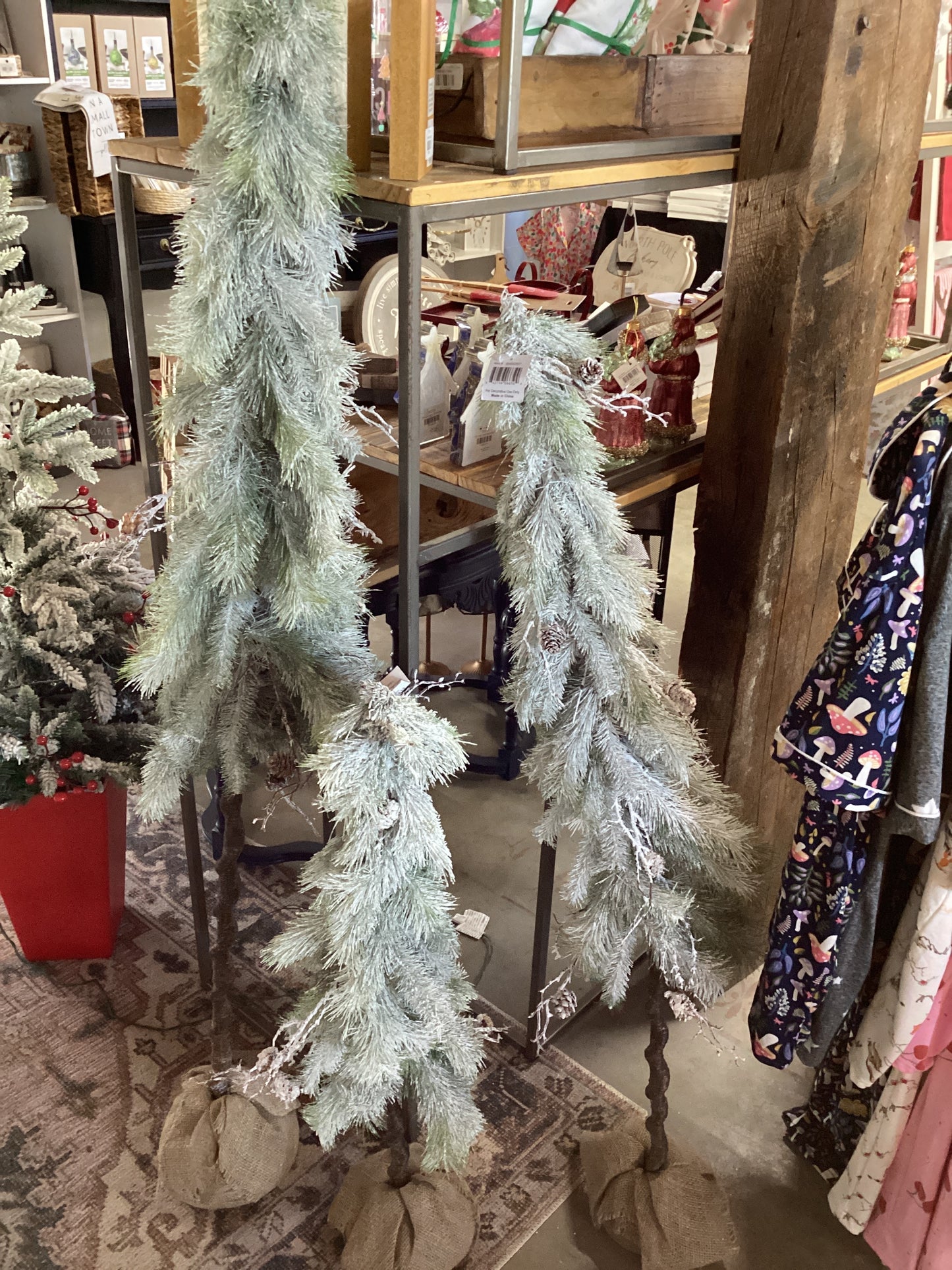 Col house trees