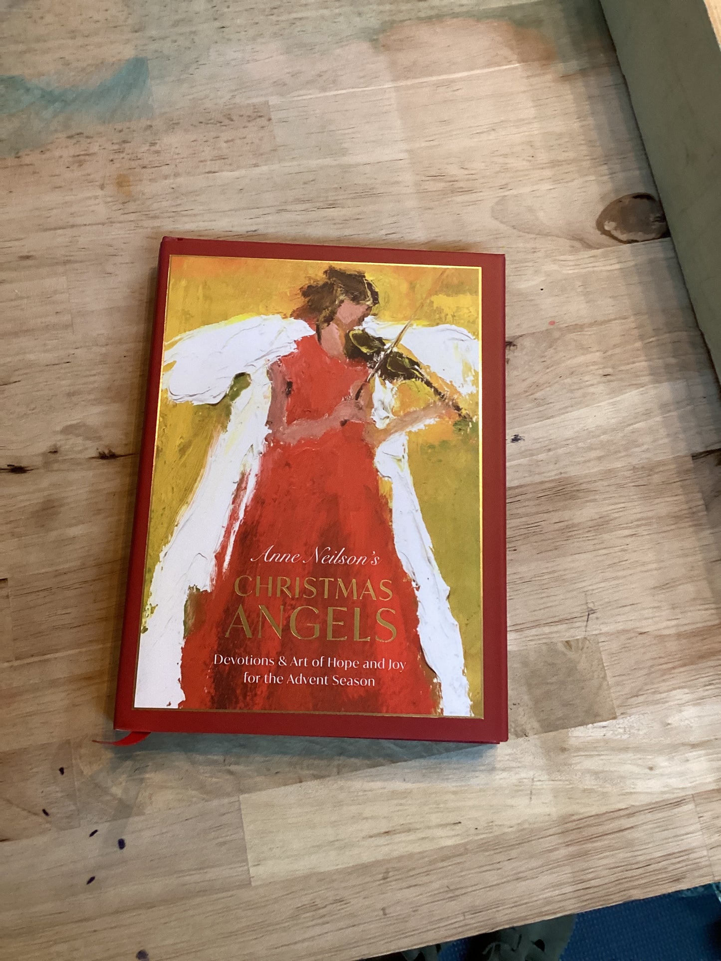 Christmas angels devotion