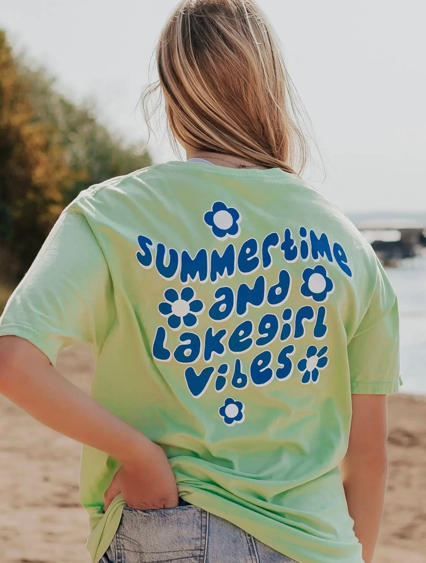 Lakegirl Tee in Green Summertime & Good Vibes