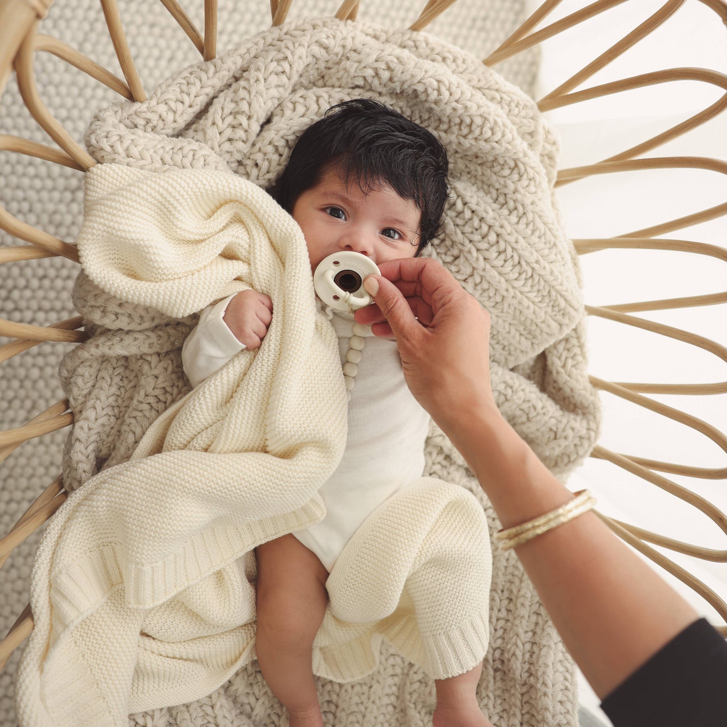 Bleu La La - 100% Organic Luxury Cotton Swaddle Receiving Baby Blanket