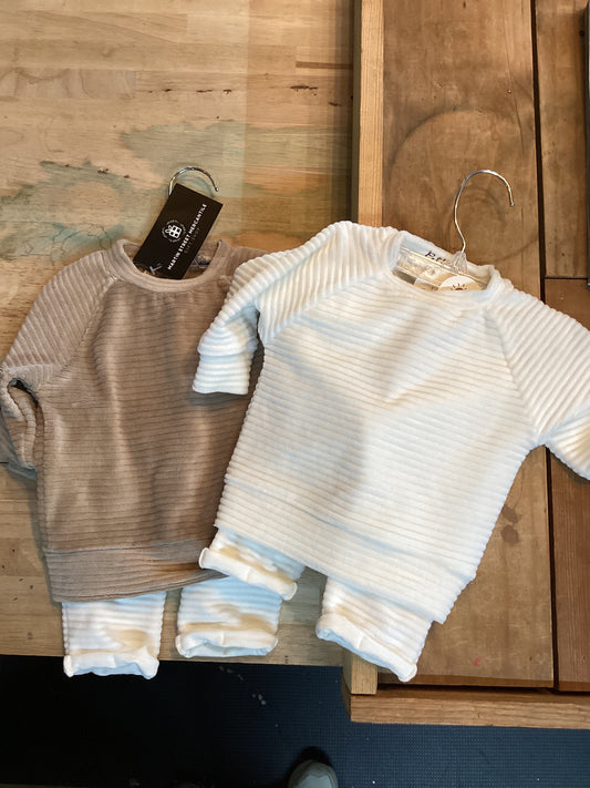 Petite Evelina 2 pc long sleeve outfit