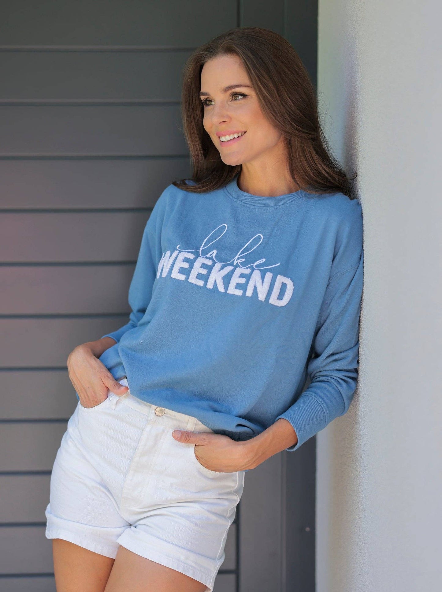 Shiraleah - "LAKE WEEKEND" SWEATSHIRT, BLUE