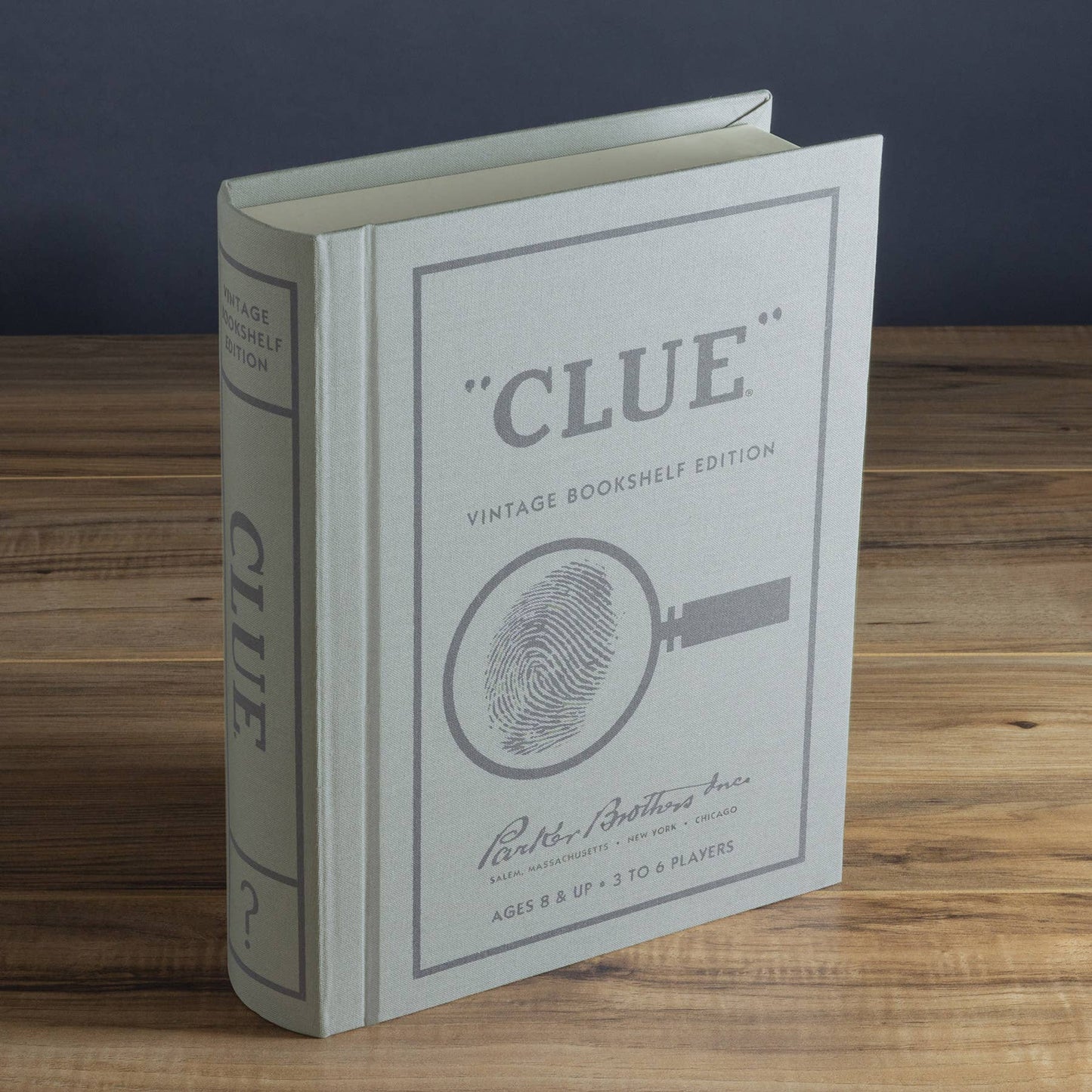 WS Game Company - Clue Vintage Bookshelf Edition