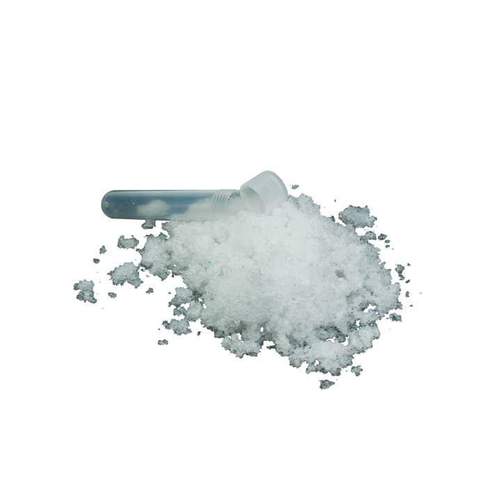 Toysmith - Instant Snow