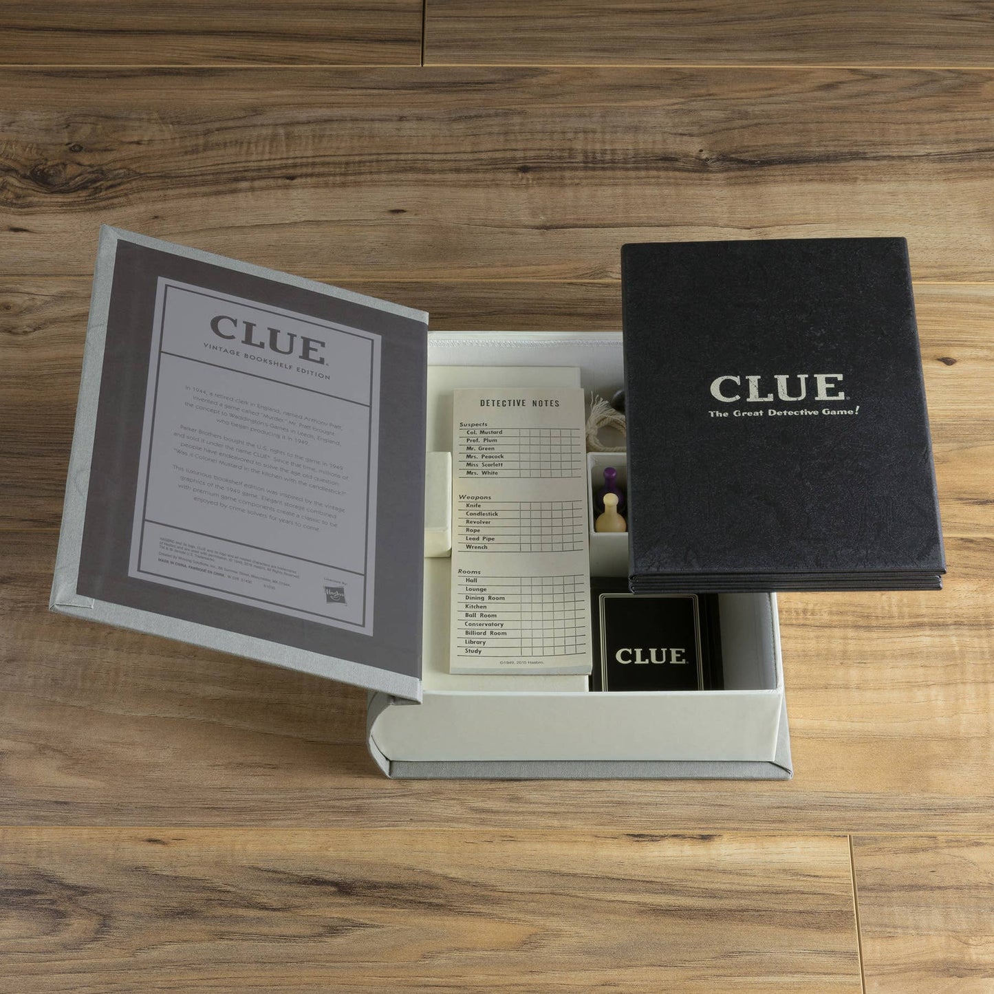 WS Game Company - Clue Vintage Bookshelf Edition