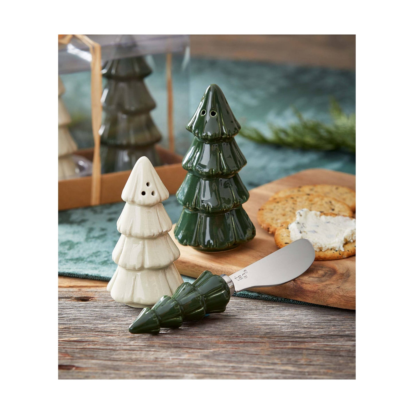 tag - White and Green Ceramic Pine Tree Salt Pepper Shaker  Set