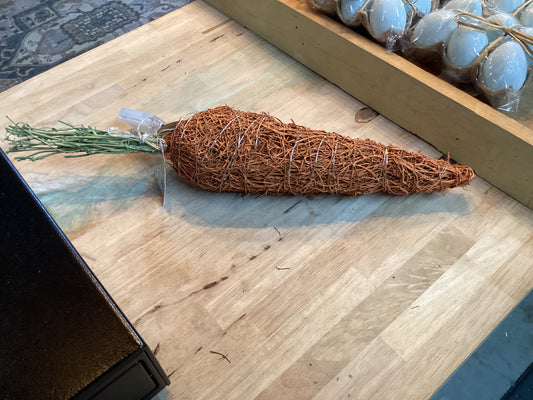Small Woven LED Carrot