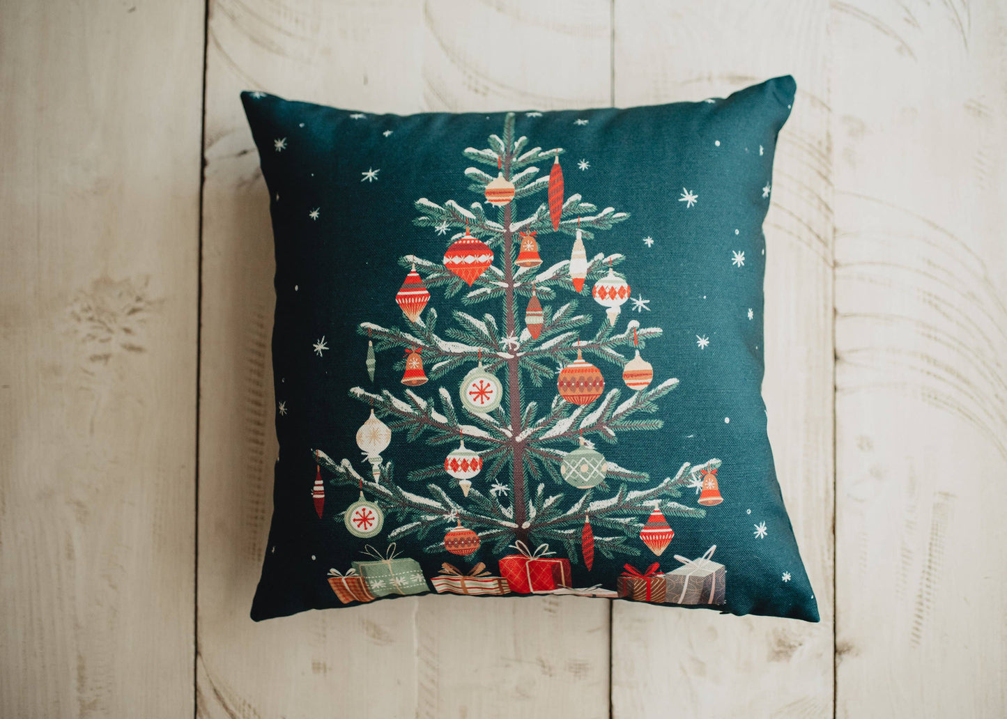 UniikPillows - Green Nordic Pine Christmas Tree | Pillow Cover | Personalized Gift | Rustic Christmas Decor | Best Friend Christmas Gift | Christmas Gift