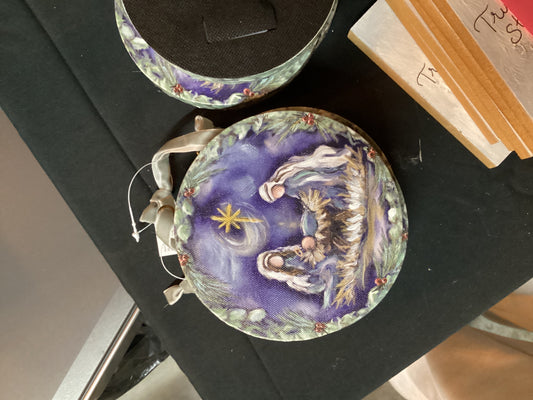 Nativity scene ornament