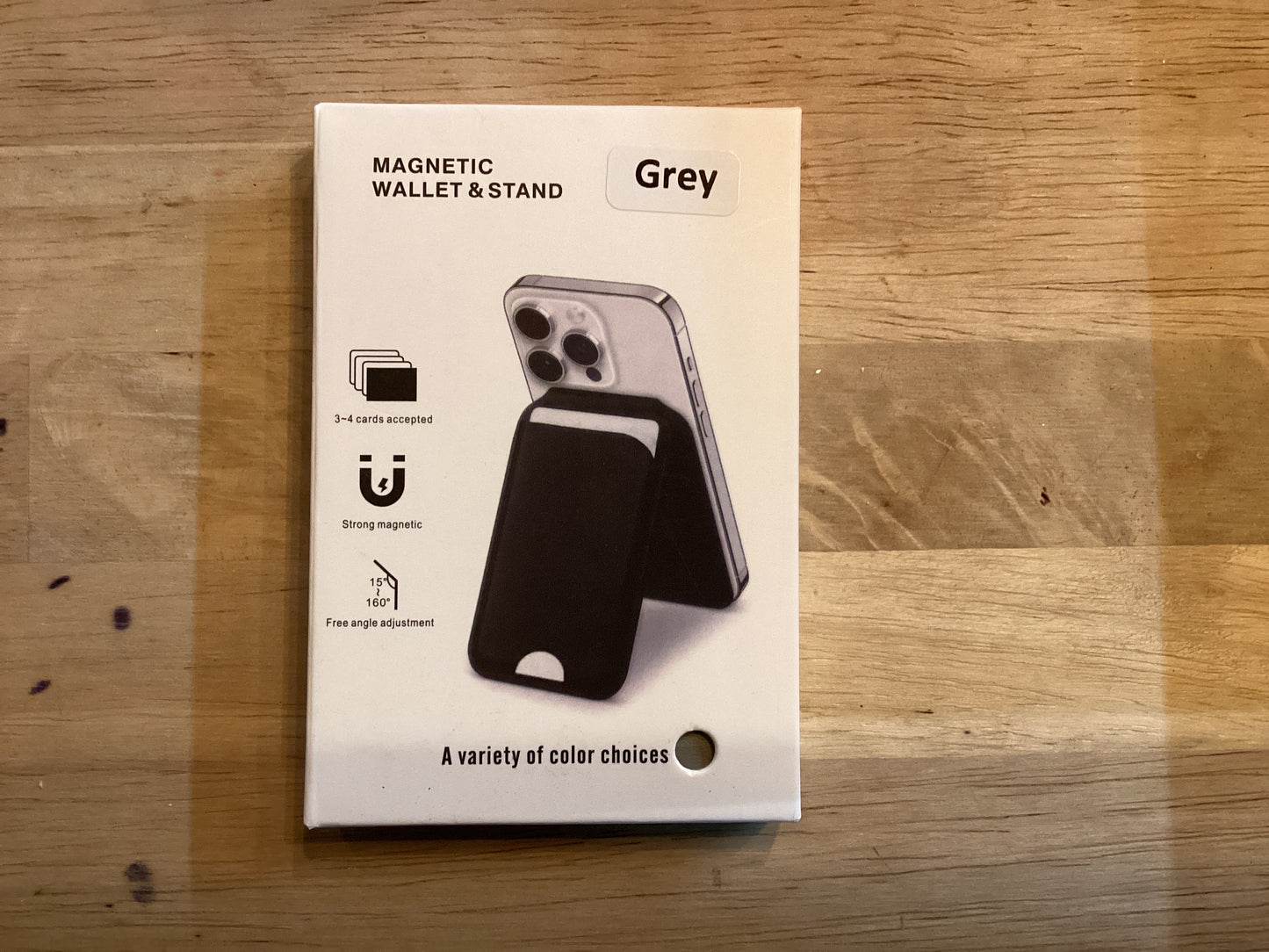 Magnetic wallet and stand