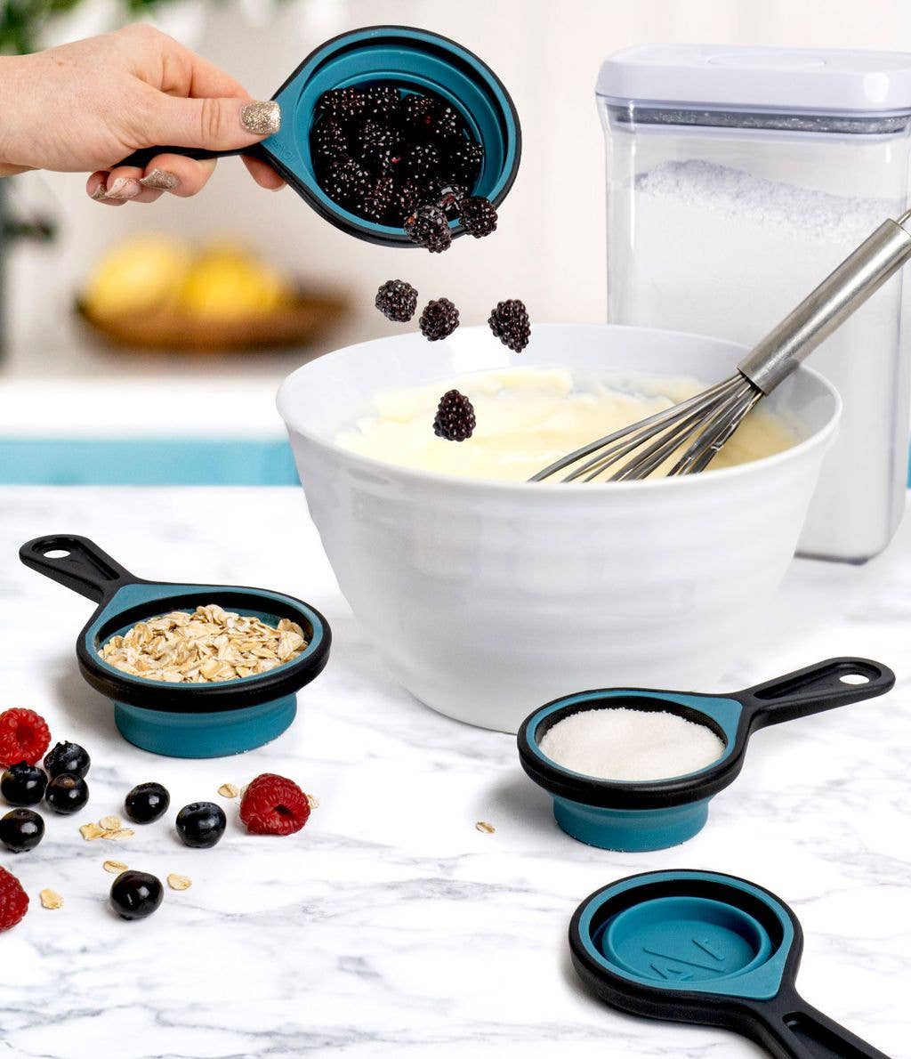 DM Merchandising - Krumbs Kitchen Silicone Collapsible Measuring Cups 4pcs Set