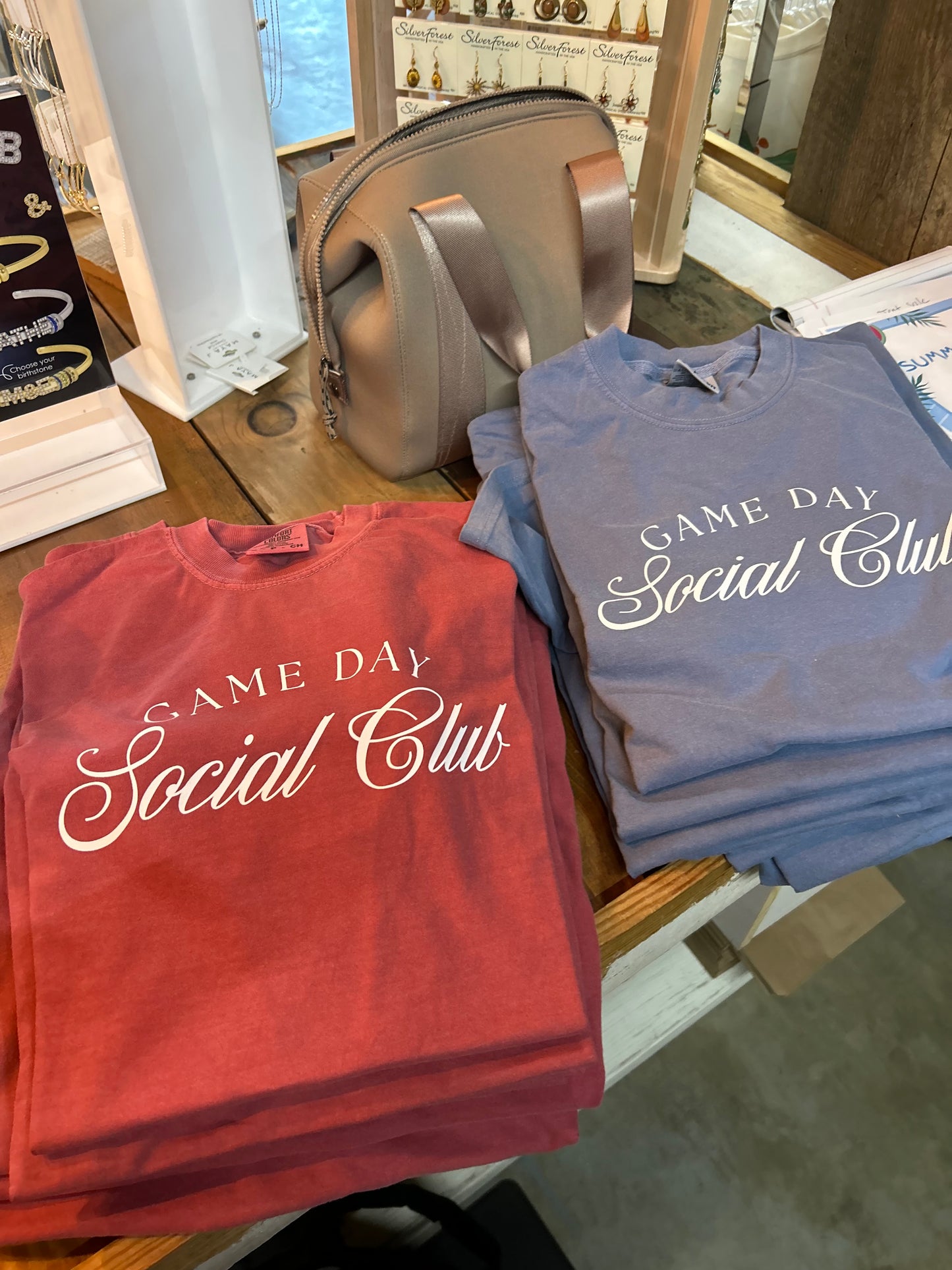 GAME DAY SOCIAL CLUB GRAPHIC TEE