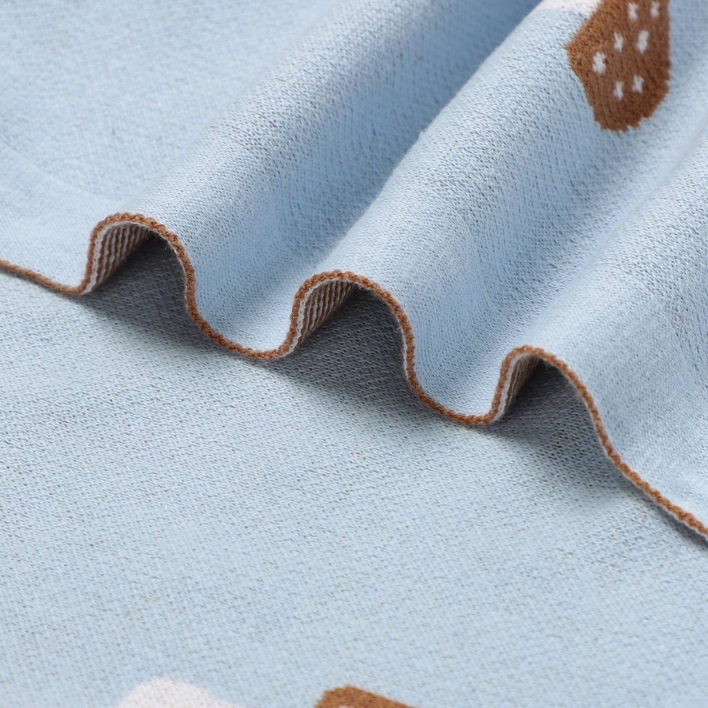 Bleu La La - 100% Luxury Cotton Swaddle Receiving Baby Blanket - Mushroom