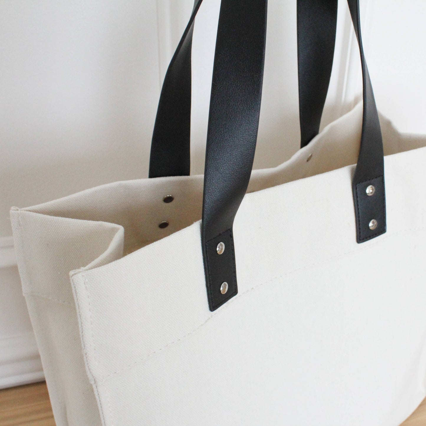 Porter Lane Home - Custom Home Location Market Tote