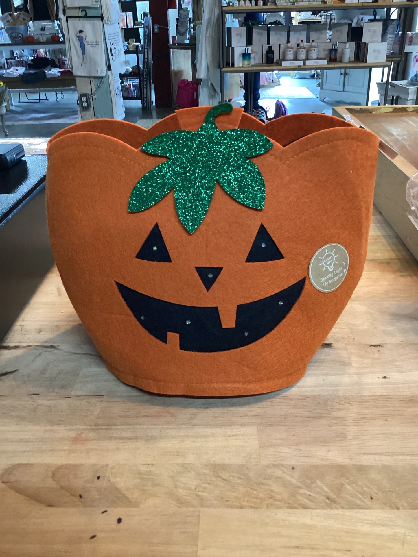 PUMPKIN LED TREAT BASKET