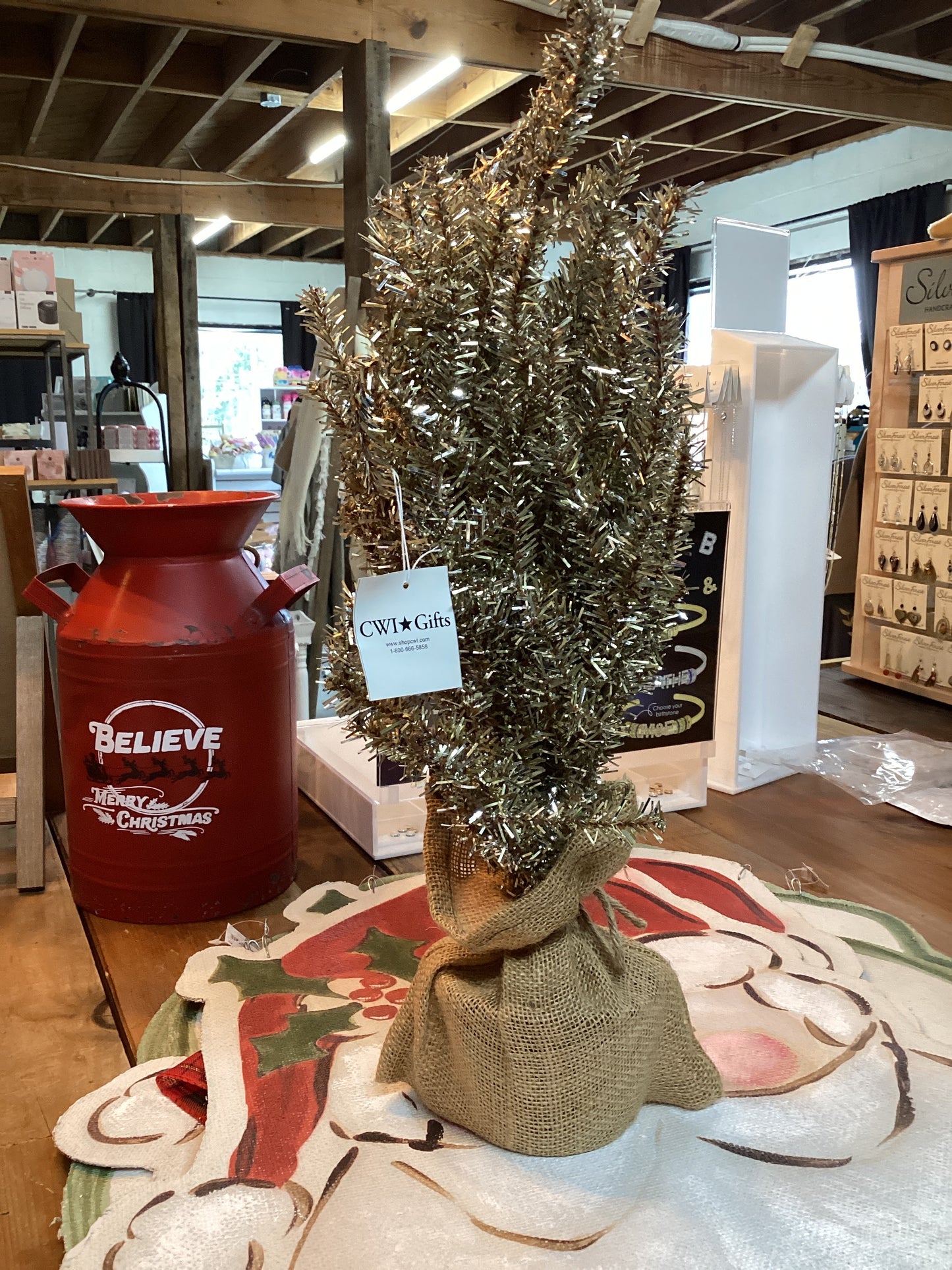 2 FT GOLD TREE
