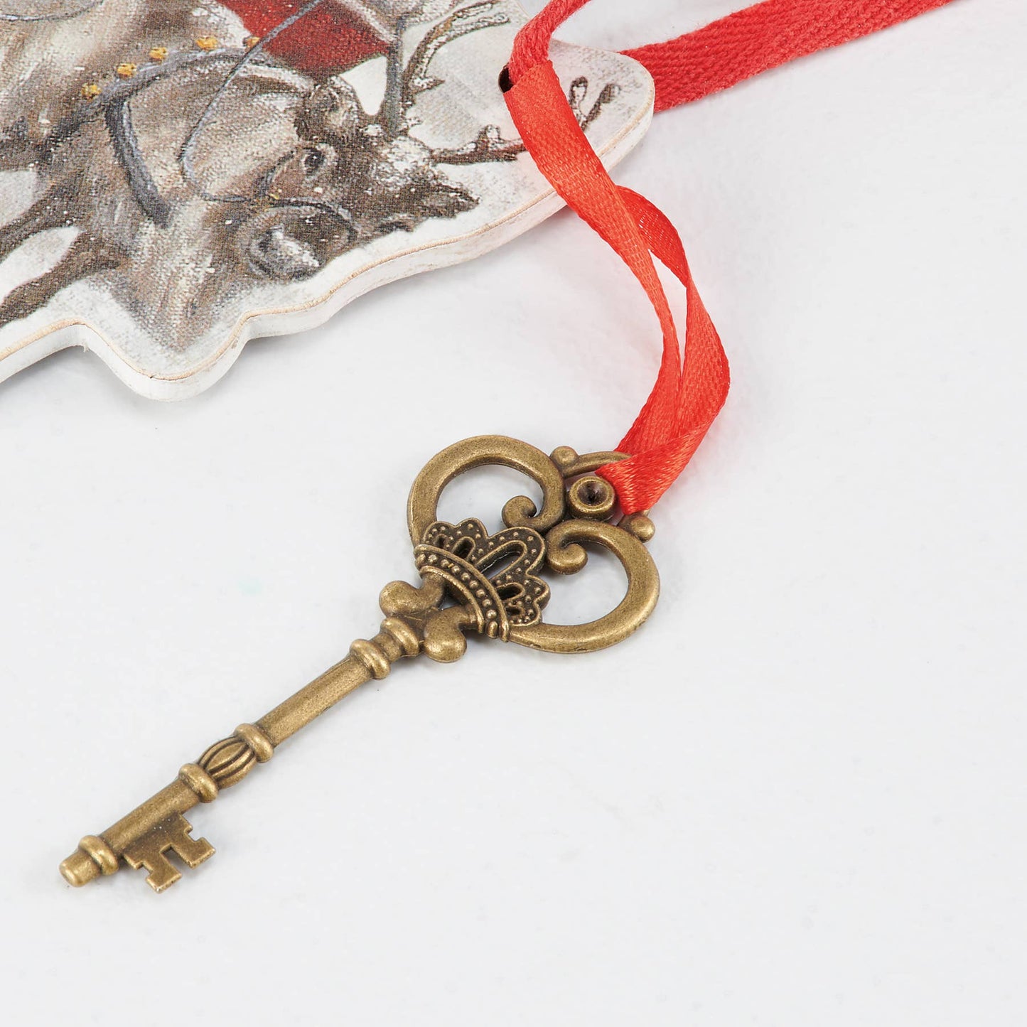 Primitives by Kathy - Santa's Sleigh Key Ornament