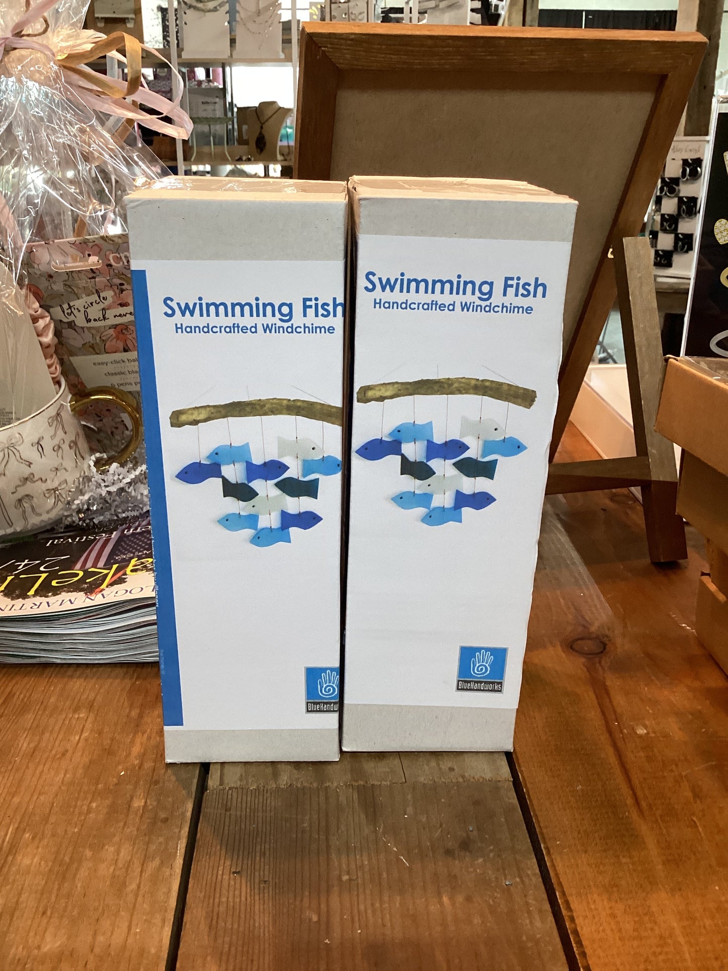 GE Fish and Driftwood (swimming fish)