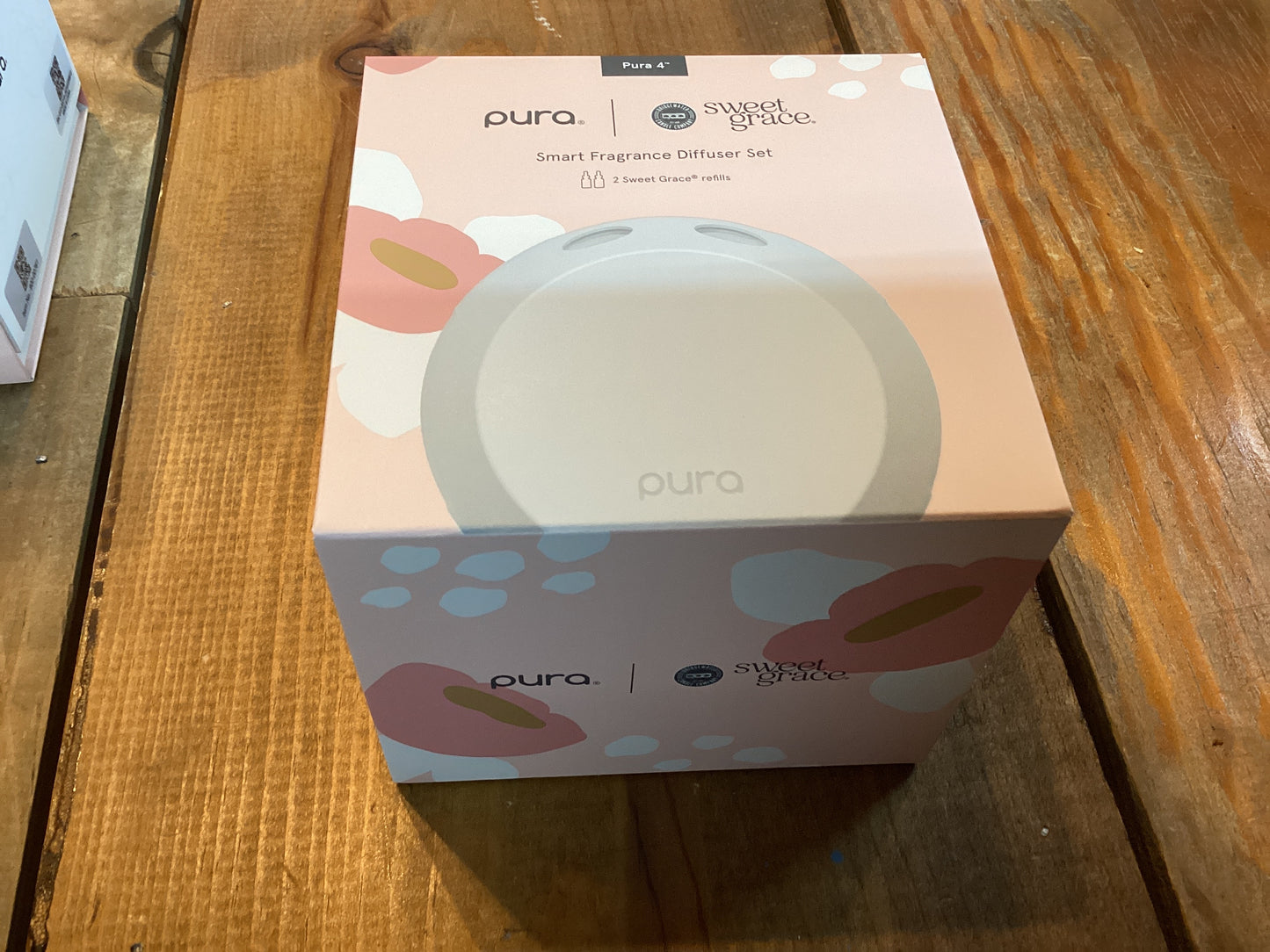 Pura And Bridgewater Smart Home diffuser set with two sweet Grace Vials