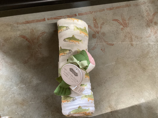 FISH SWADDLE AND RATTLE