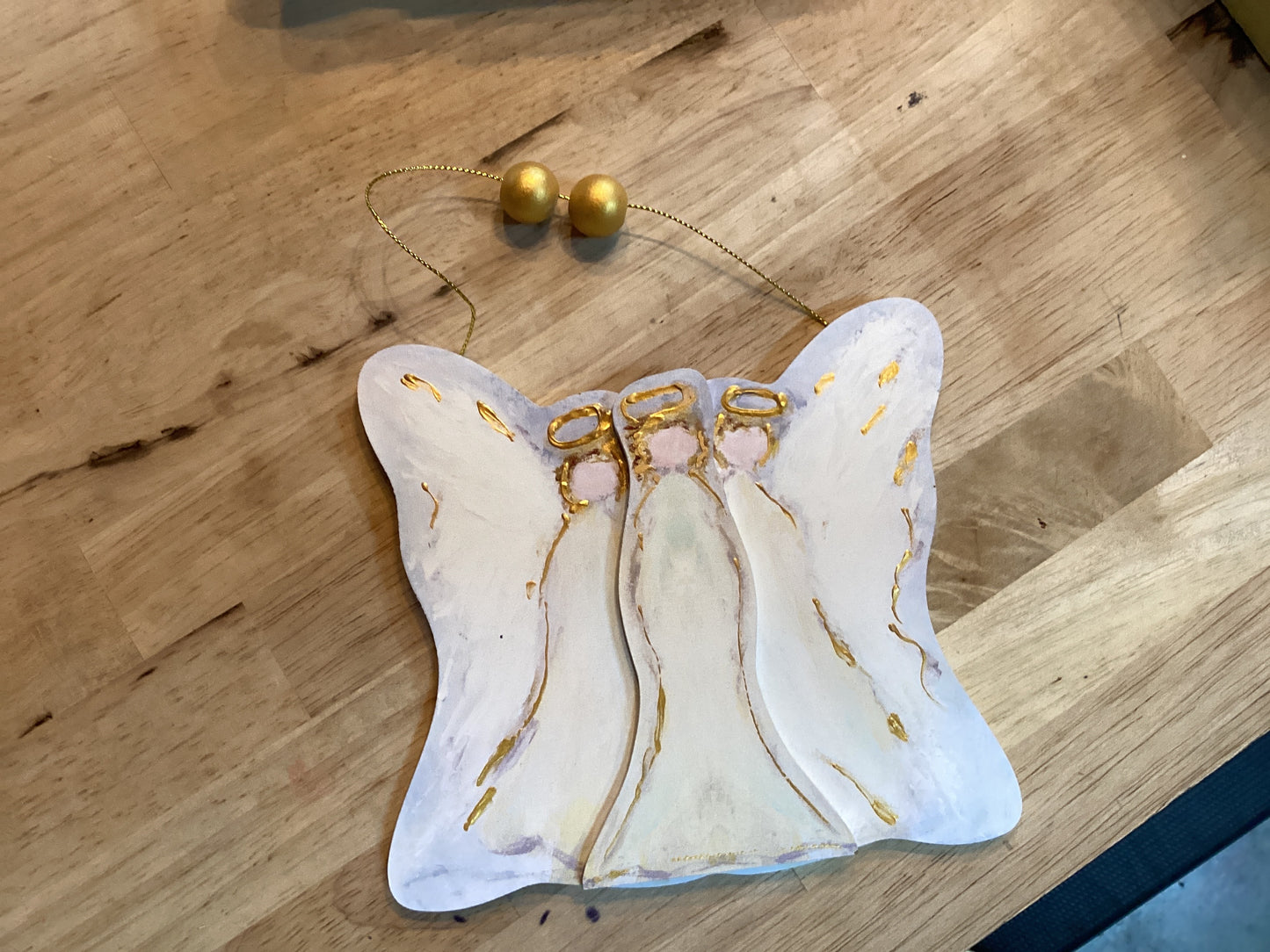 Tradecie angel trio ornament