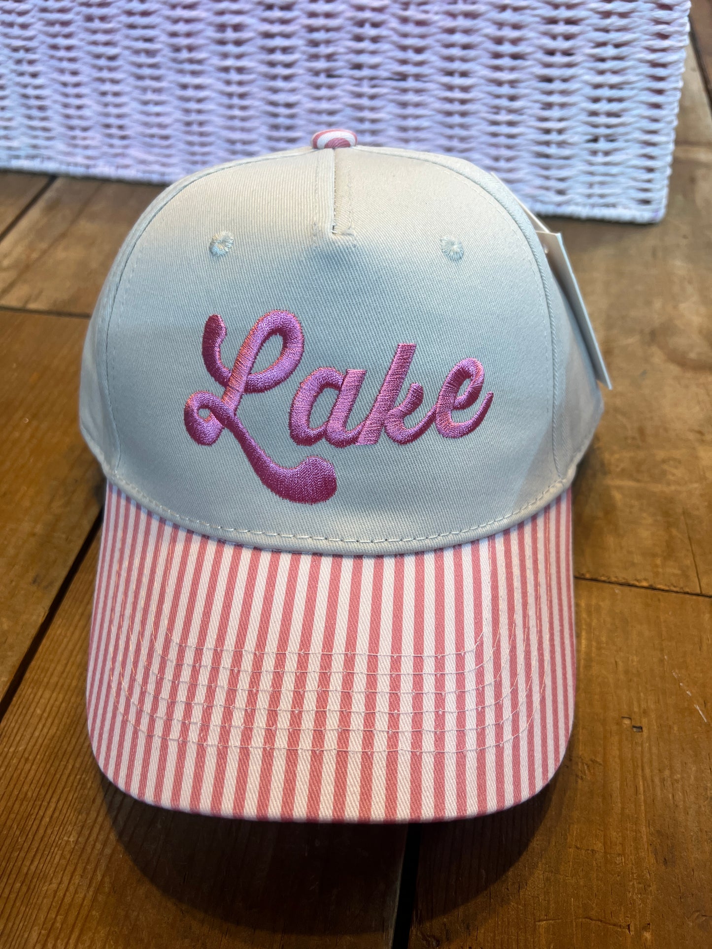 Katydid vintage trucker hat
