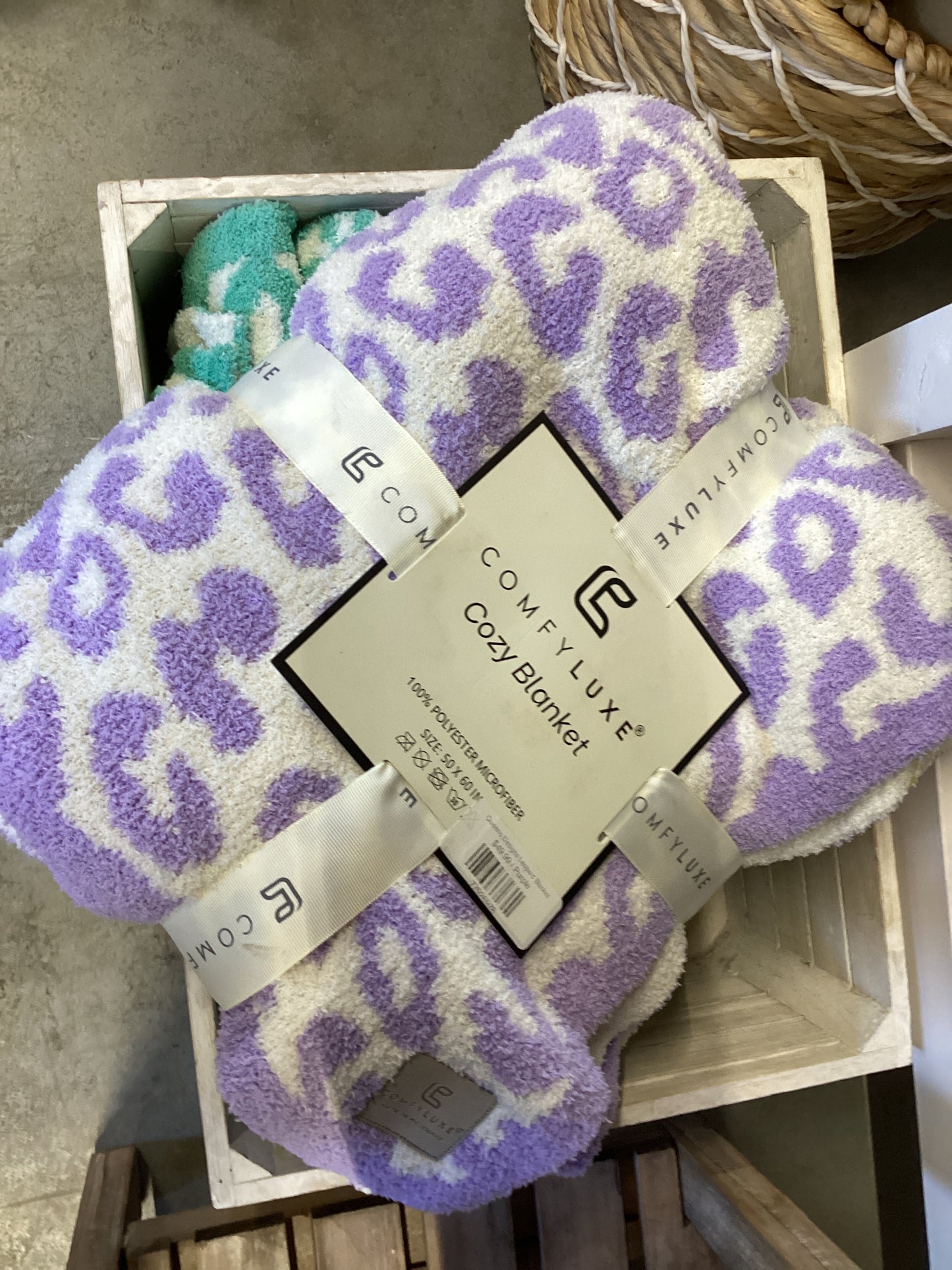 Queens Designs Leopard Blanket