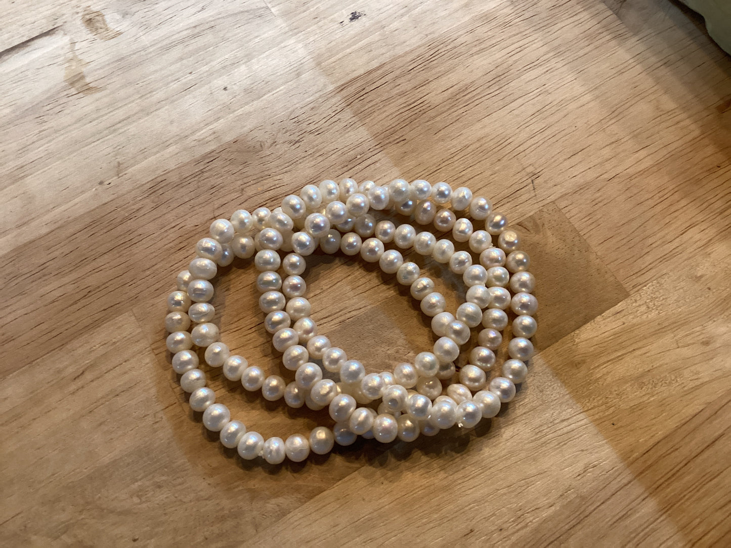 Pearl bracelet-Medium