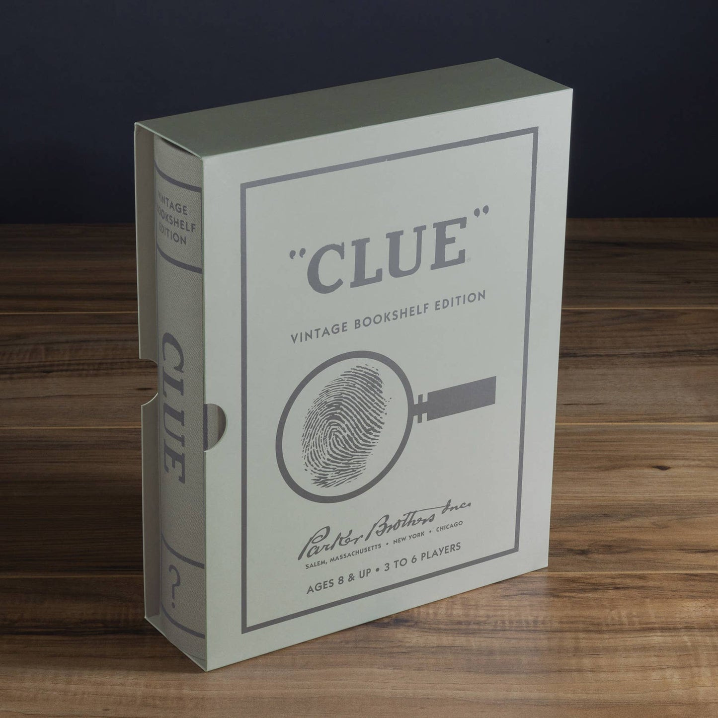 WS Game Company - Clue Vintage Bookshelf Edition