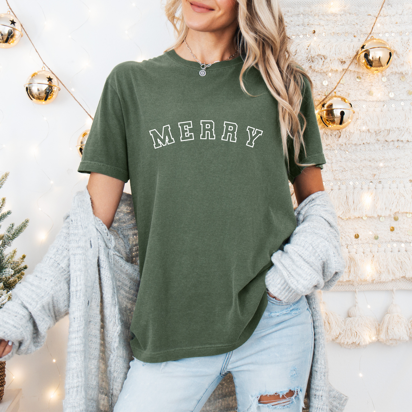The Arena Cantina - Merry T-Shirt, Christmas Tee, Holiday