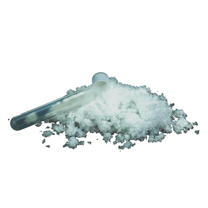 Toysmith - Instant Snow