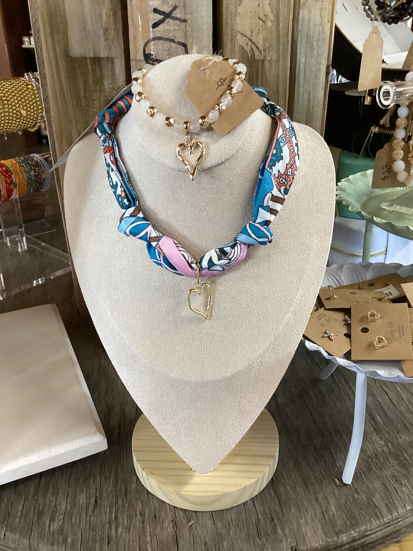 LAUREN KENZIE SCARF NECKLACE